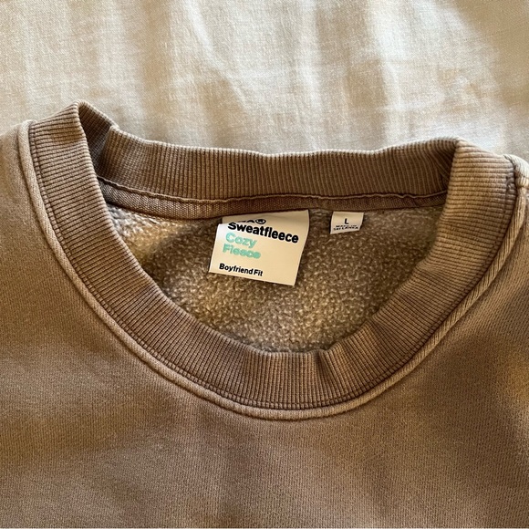 ‼️SOLD‼️ TNA Sweatsuit - Picture 4 of 7